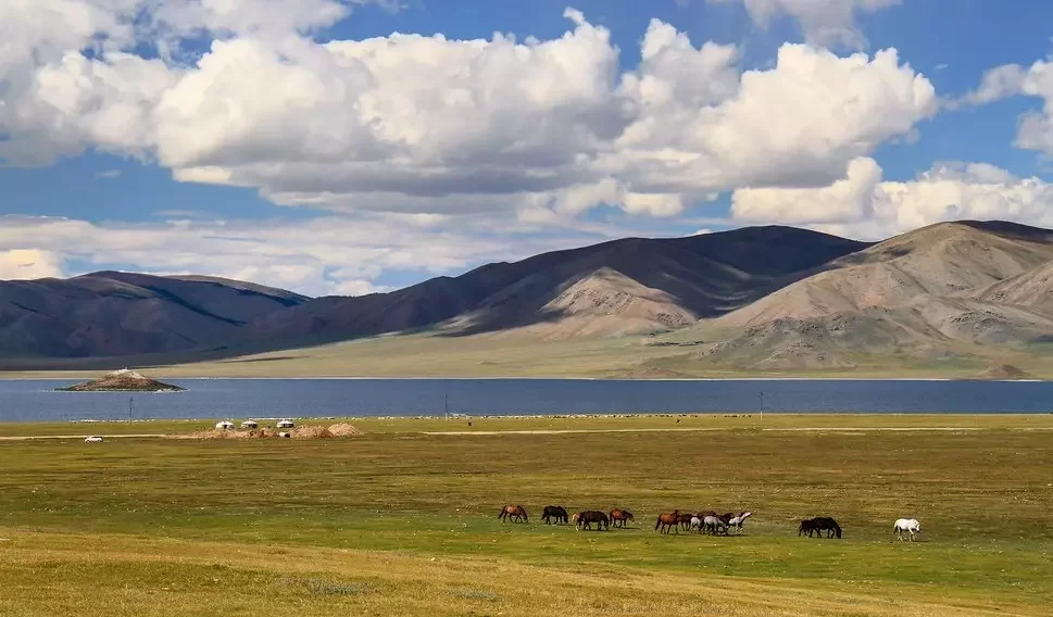 Arkhangai's valleys 