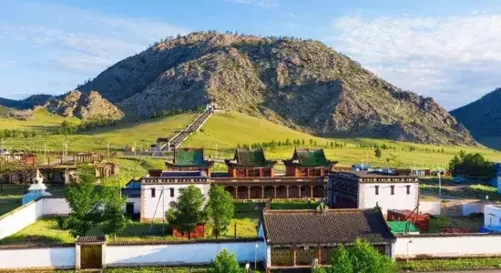 Horseback Expedition Through Arkhangai’s Wild Beauty