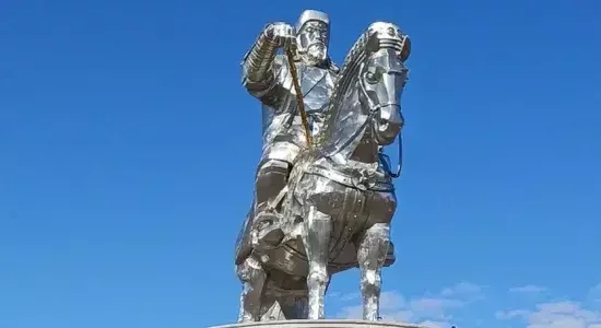 Massive Chinggis Khan Statue standing on open plains, a must-see on Mongolia travel routes